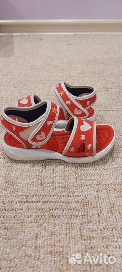 Продам обувь 30-32