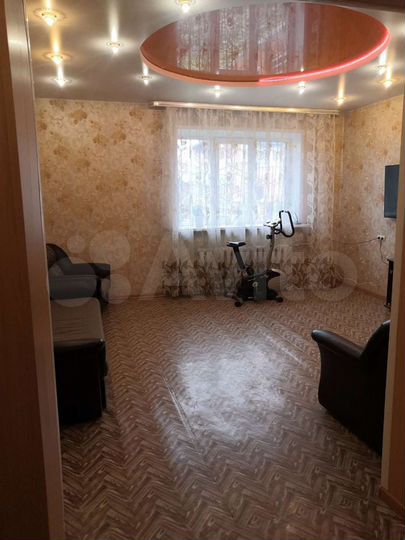 Дом 180 м² на участке 5 сот.