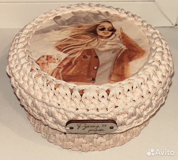 Вязаные корзинки ручной работы