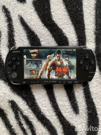 Sony PSP 3008 прошитая (16 GB)