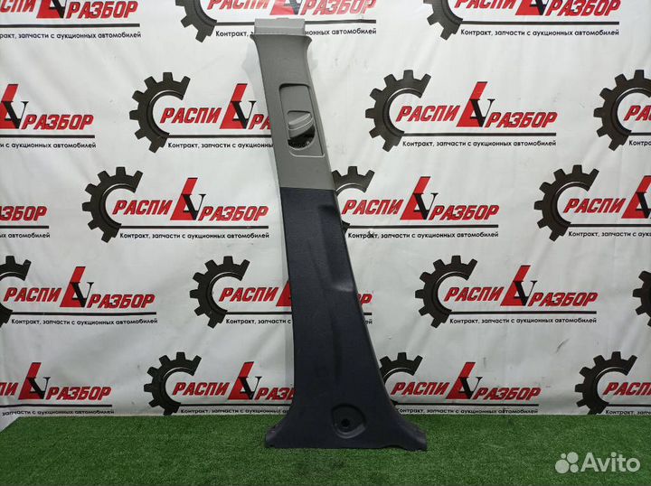 Накладка на стойку центральная левая Toyota RAV4 2