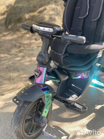 Трехколесный велосипед