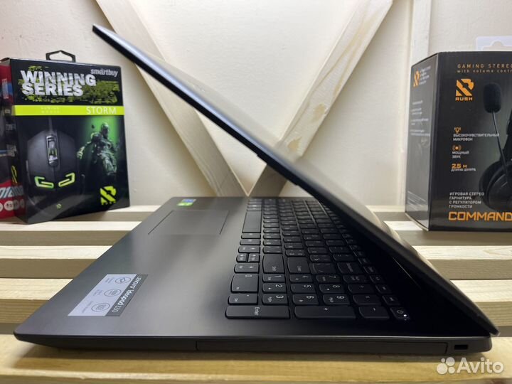 Шикарный Lenovo 512/8 Nvidia MX110