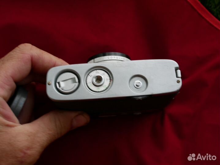 Yashica 72E 28мм f2,8 полуформатная ретрокамера