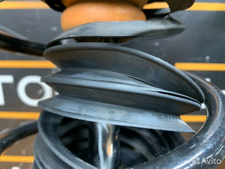 Стойка подвески передняя Bmw X1 F48 B47C20A 2016