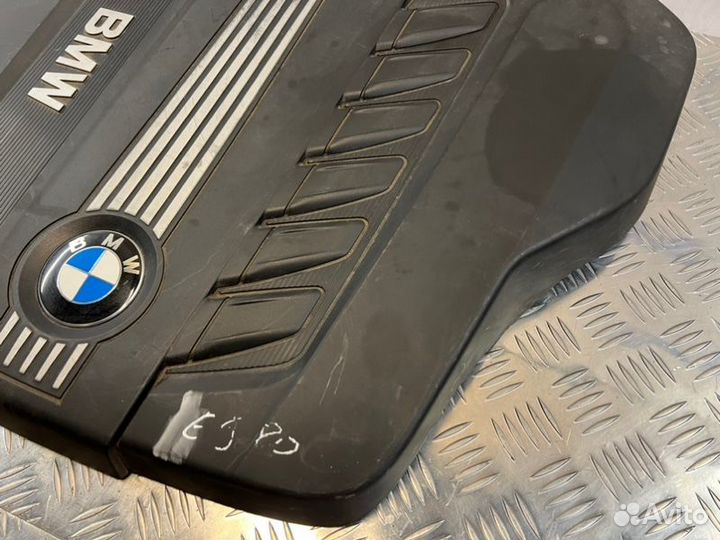 Декоративная крышка двс Bmw X5 E70 N57 2012