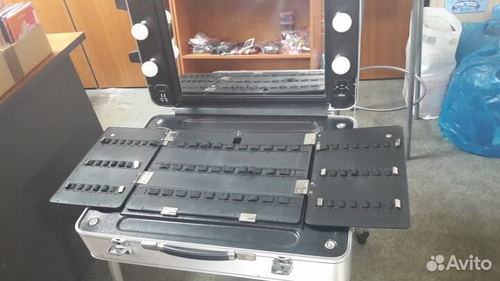 Мобильная студия визажиста