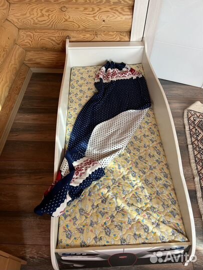 Детская кровать от 3 лет с бортиками