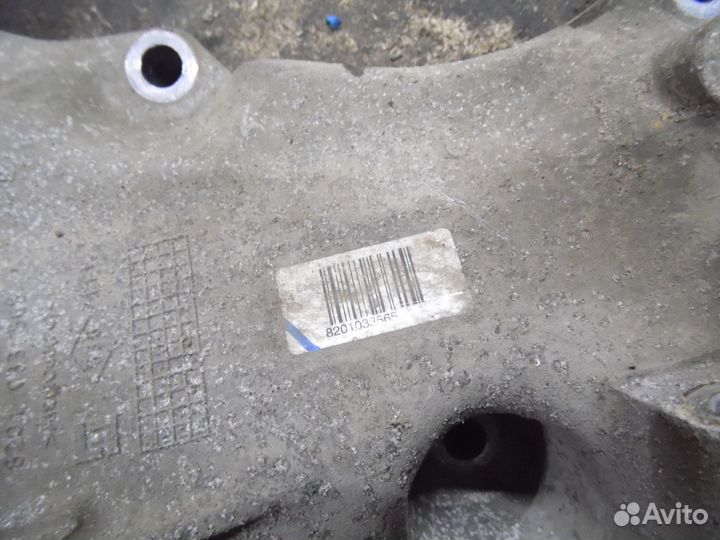 Кронштейн генератора 2 литра Рено Дастер