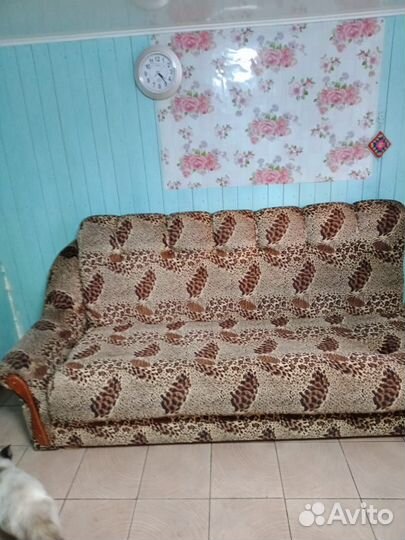 Кровать двухспальная; матрас;диван