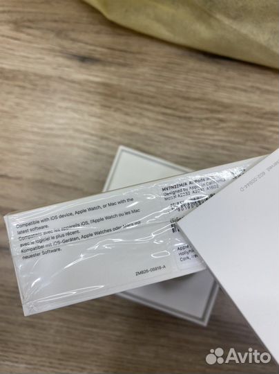 Коробка от Наушников Airpods