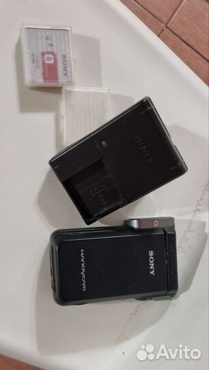 Видеокамера Sony HDR-GW77