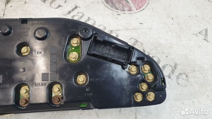 Приборная панель Mercedes-Benz W210 AMG