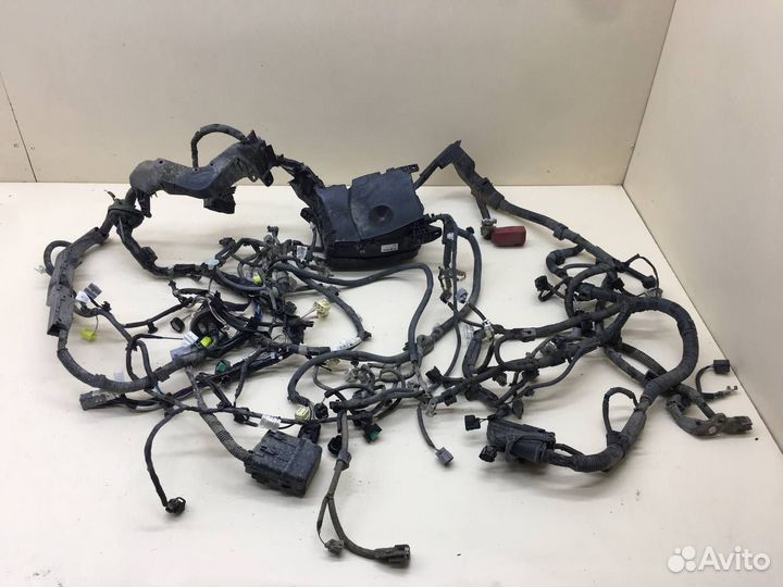 Б/У Б/У Проводка двс 821150ZE70821210Z570 toyota
