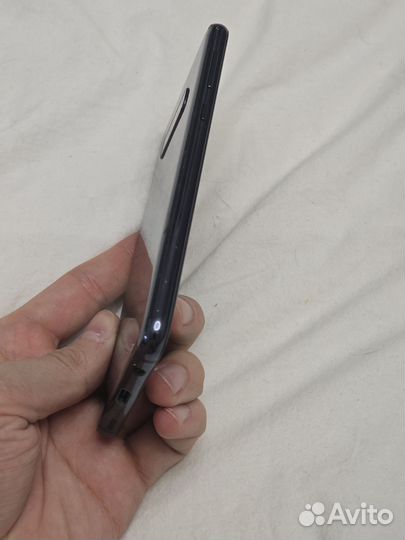 Samsung Galaxy S10e, 6/128 ГБ