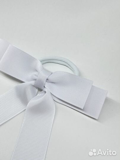 Бант для волос за резинке