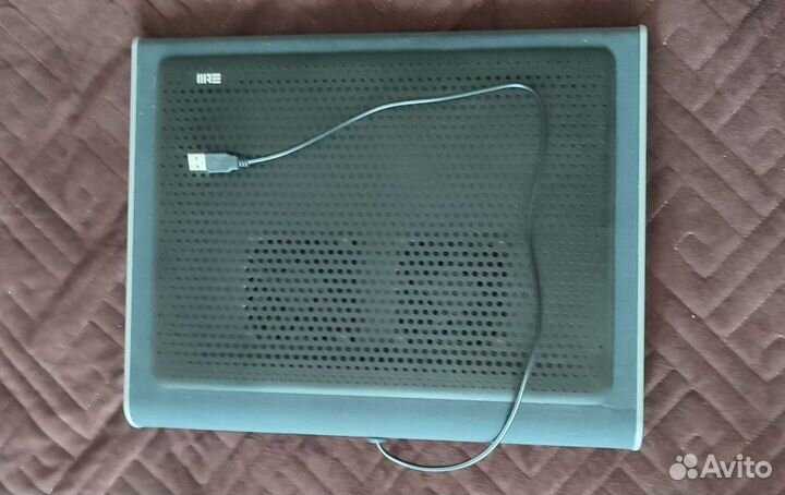 Подставка с охлаждением для ноутбука