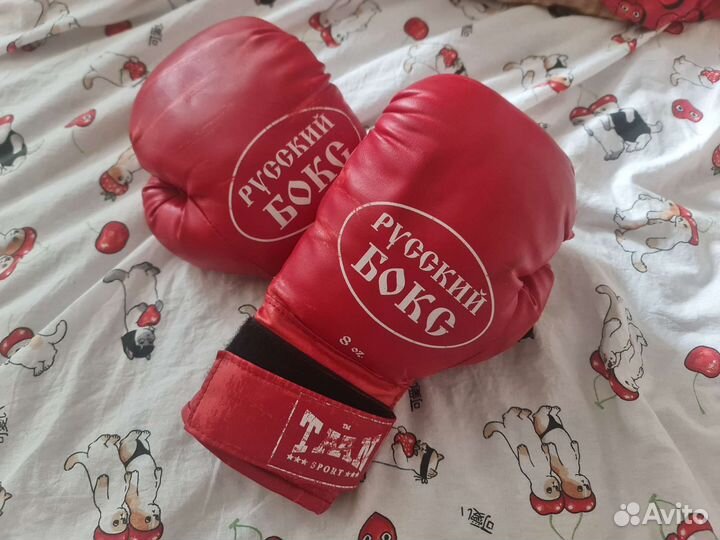 Боксерские перчатки 8 oz