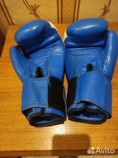 Боксерские перчатки 10 0z кожаные
