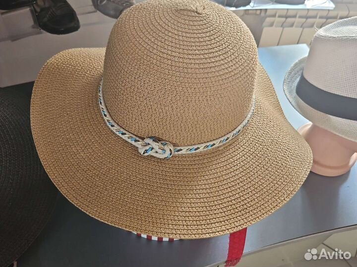 Шляпа женская соломенная