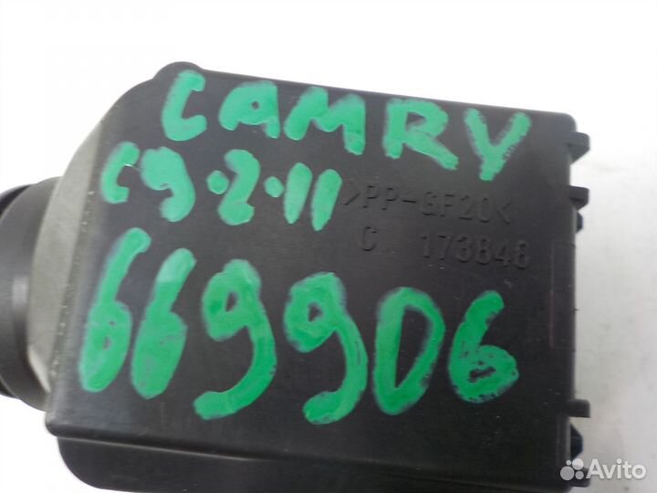 Переключатель подрулевой Toyota Camry 2006-2011