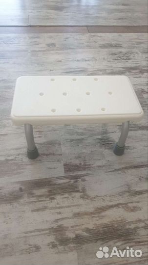 Ступенька для ванной