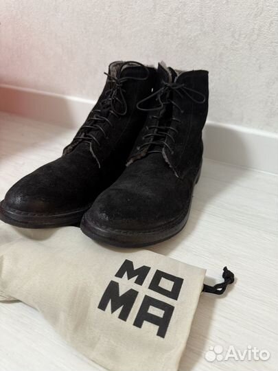 Мзимние ботинки moma оригинал
