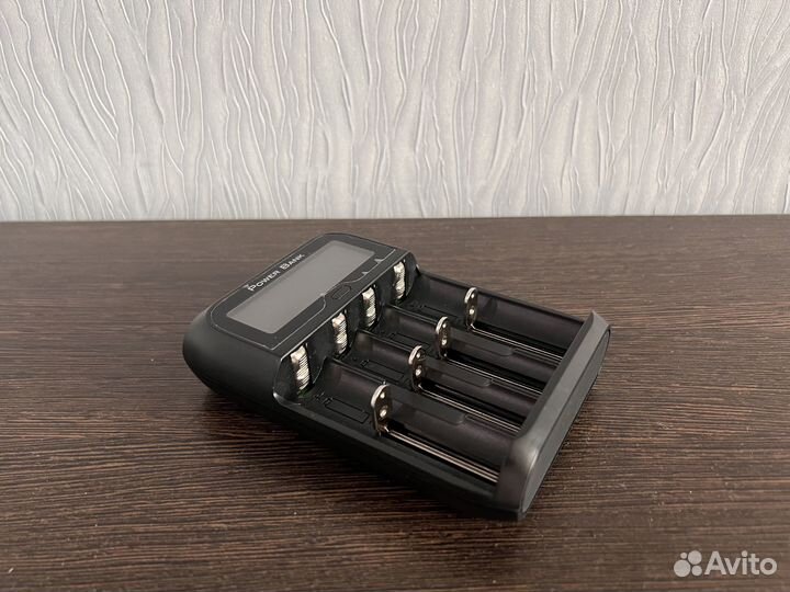 Быстрое зарядное устройство GP AAA / AA