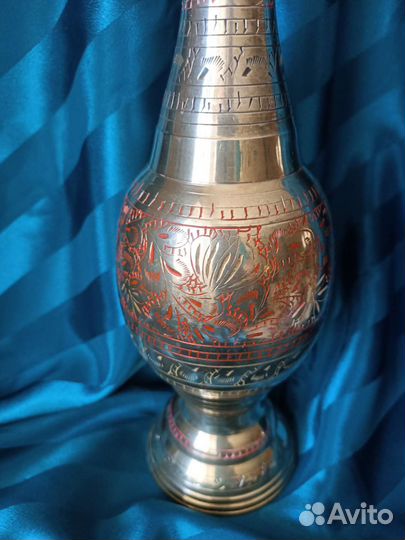 Ваза металлическая, Индия