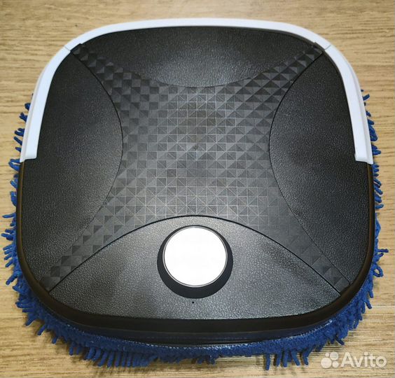 Робот пылесос моющий-новый