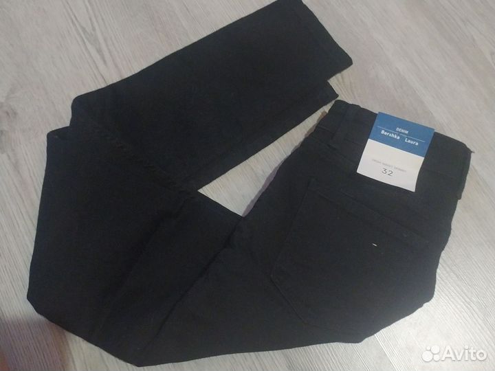 Женские джинсы