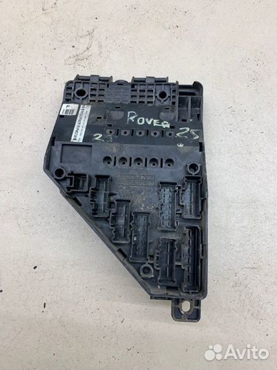 Блок предохранителей Rover 25 хетчбек 3-DR 18K4F