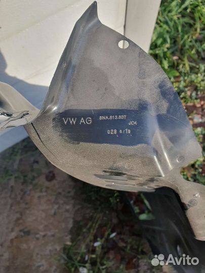 Панель заднего лев. фонаря VW Tiguan 2 5NA813327A