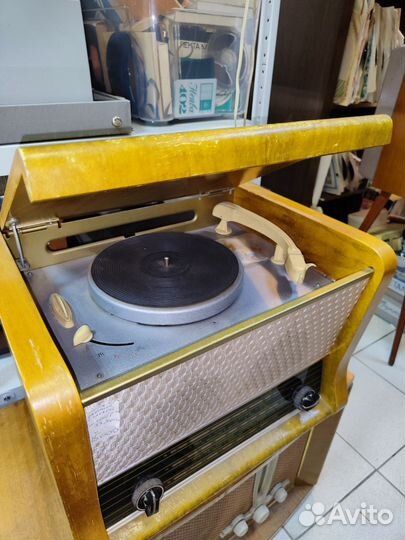 Радиола рекорд 61