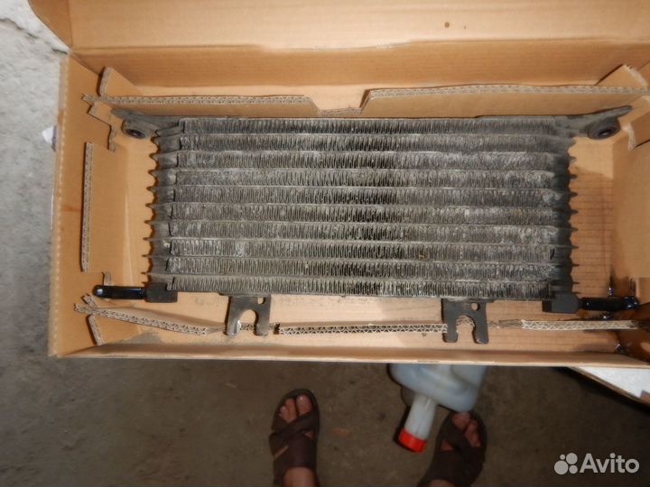 Радиатор масляный Nissan X-trail T32