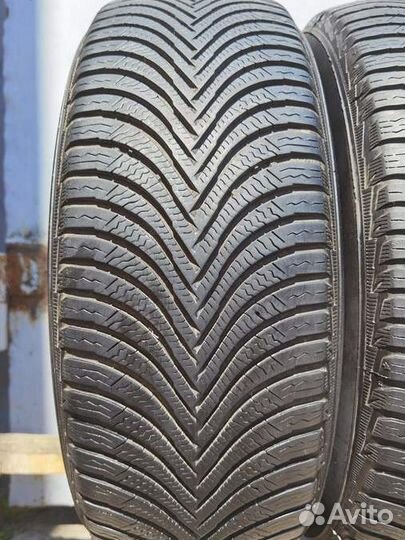 Michelin Alpin 5 215/65 R16 98H