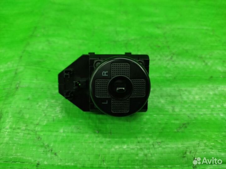 Блок управления зеркалами Hyundai Tucson