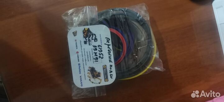 Ремкомплект г/цилиндра опрокидывания ковша Terex