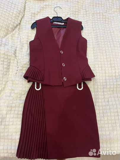 Школьная форма для девочки бордовая