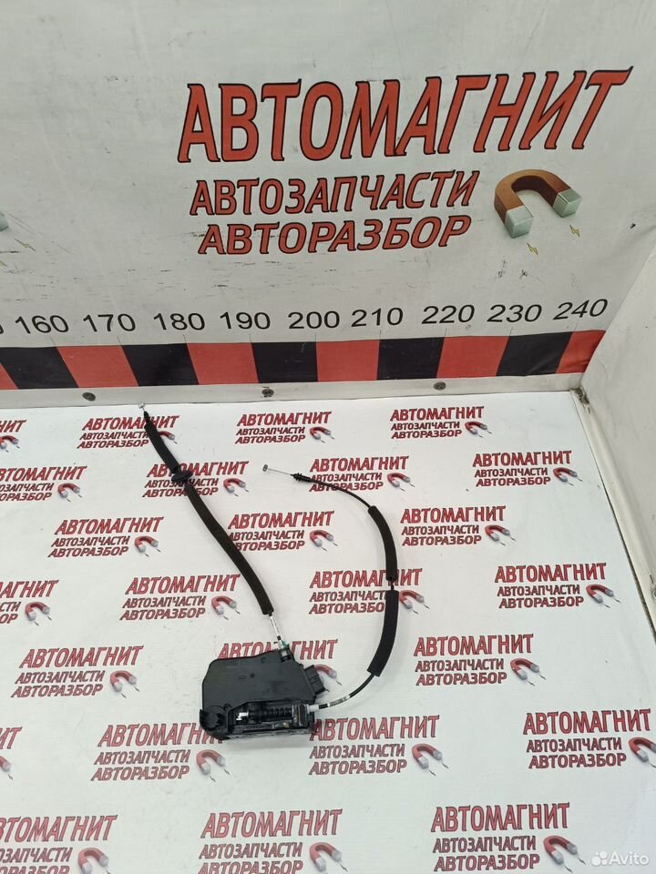 Замок двери передний правый Geely Monjaro Монжаро