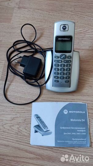 Радиотелефон Motorola