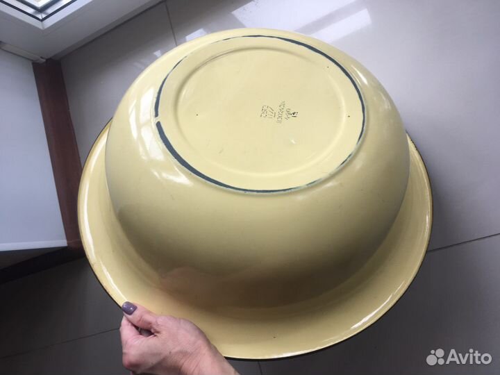 Таз эмалированный