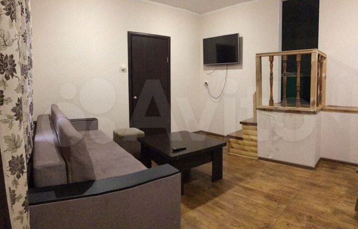2-к. квартира, 65 м², 2/2 эт.