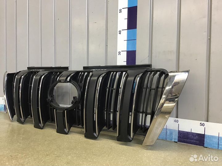 Решетка радиатора Toyota Land Cruiser (150) -Prado