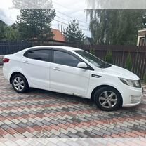 Kia Rio 1.6 MT, 2013, 195 000 км, с пробегом, цена 599 000 руб.