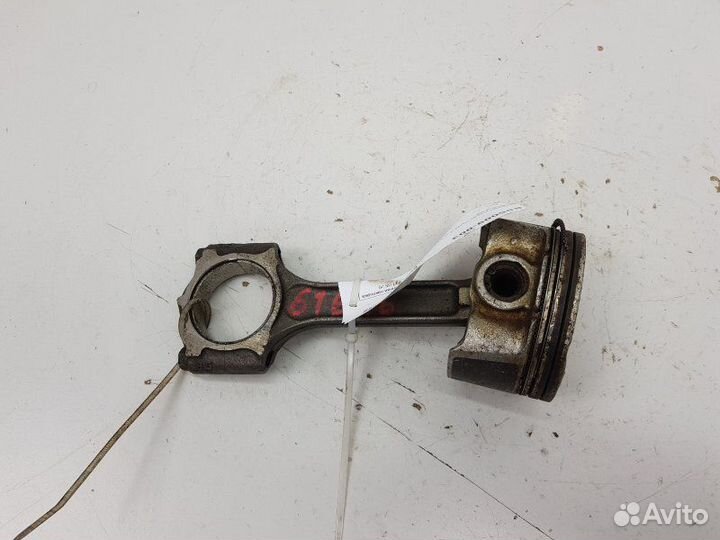 Шатун с поршнем Renault Fluence 2009-2017