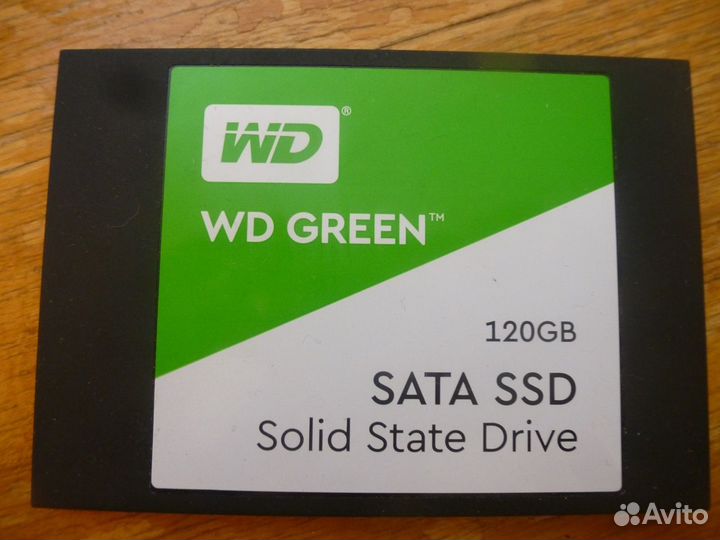 Стул, диск SSD, мышь, коврик, джойстик, термопаста