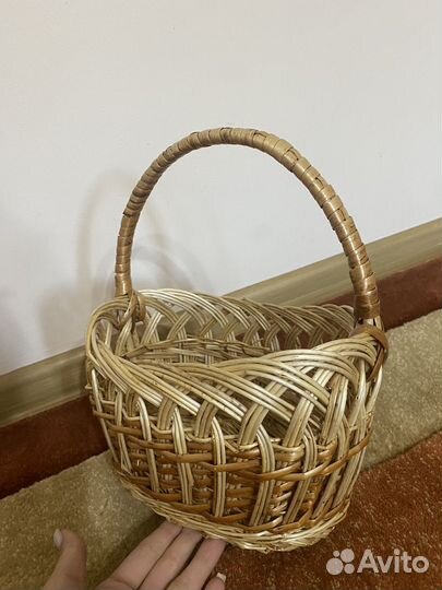 Корзина плетеная
