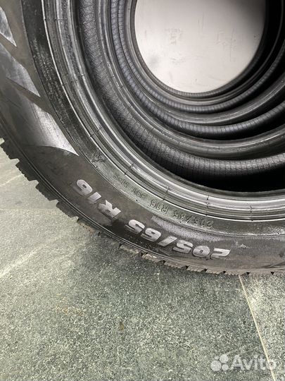 Pirelli Formula Ice 205/65 R16