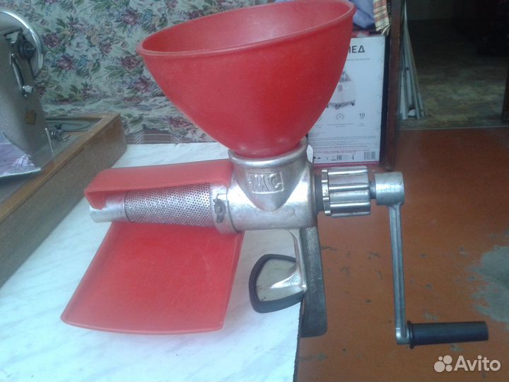 Соковыжималка механическая